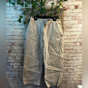 chicos cream capri pants